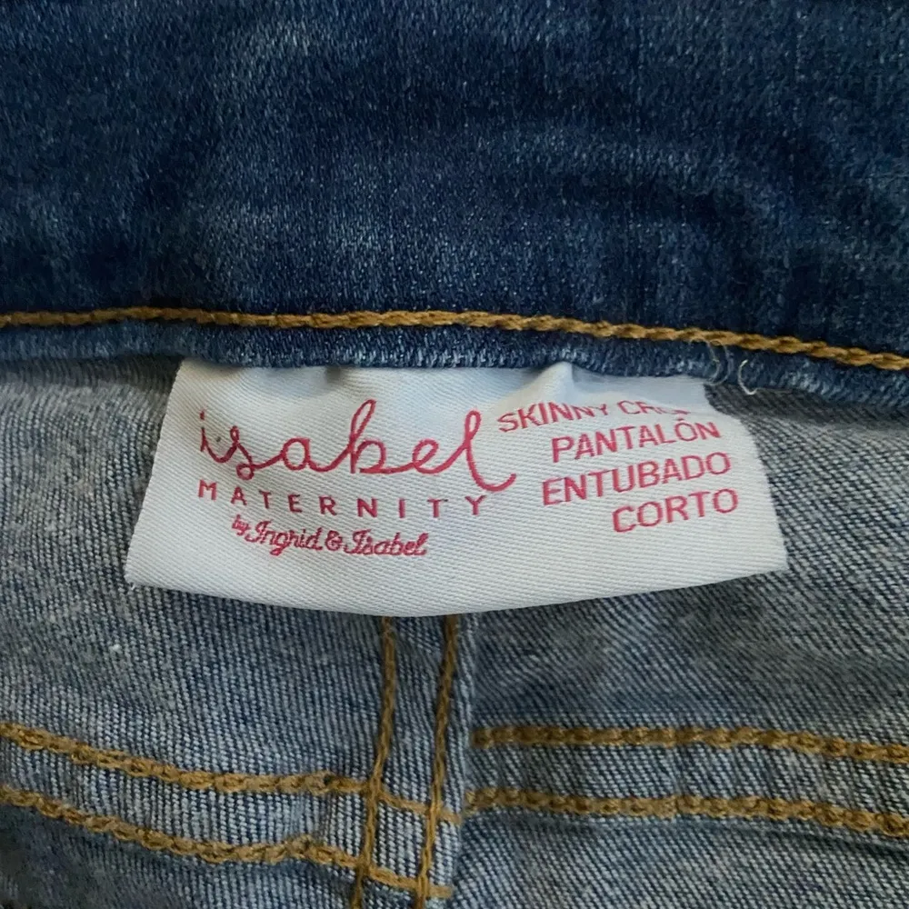 Isabel Maternity L medium wash skinny jeans. 25 inch inseam. - Image 4