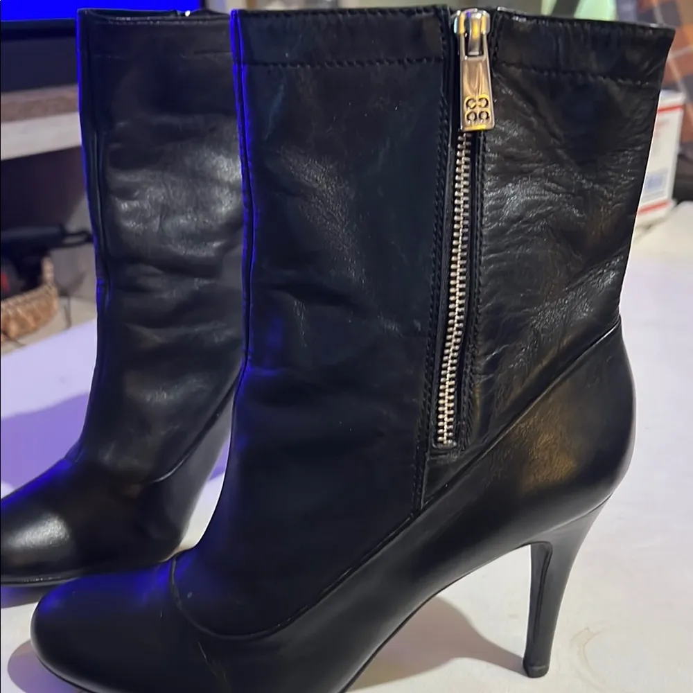 Coach Black Heeled Boots with Stiletto Heel size 8B - Image 5