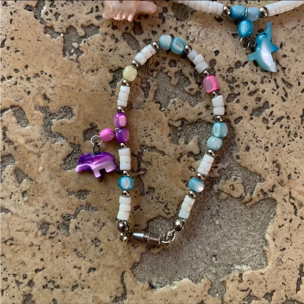 Vintage 90s Puka Shell Mother Pearl Fish Turtle Dolphin Necklace Bracelet Hawaii - Image 7