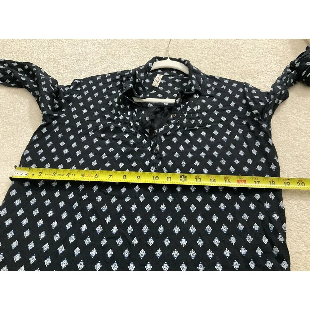 Mudd Ladies Blue Button Shirt Size Small #B2.. - Image 6