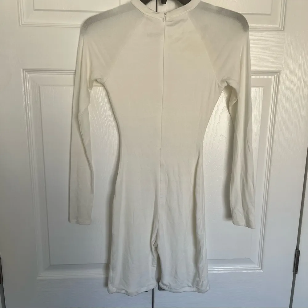 NWT NAKED WARDROBE Cream 4-Way Stretch Long Sleeve Crew Neck Romper Size S - Image 5