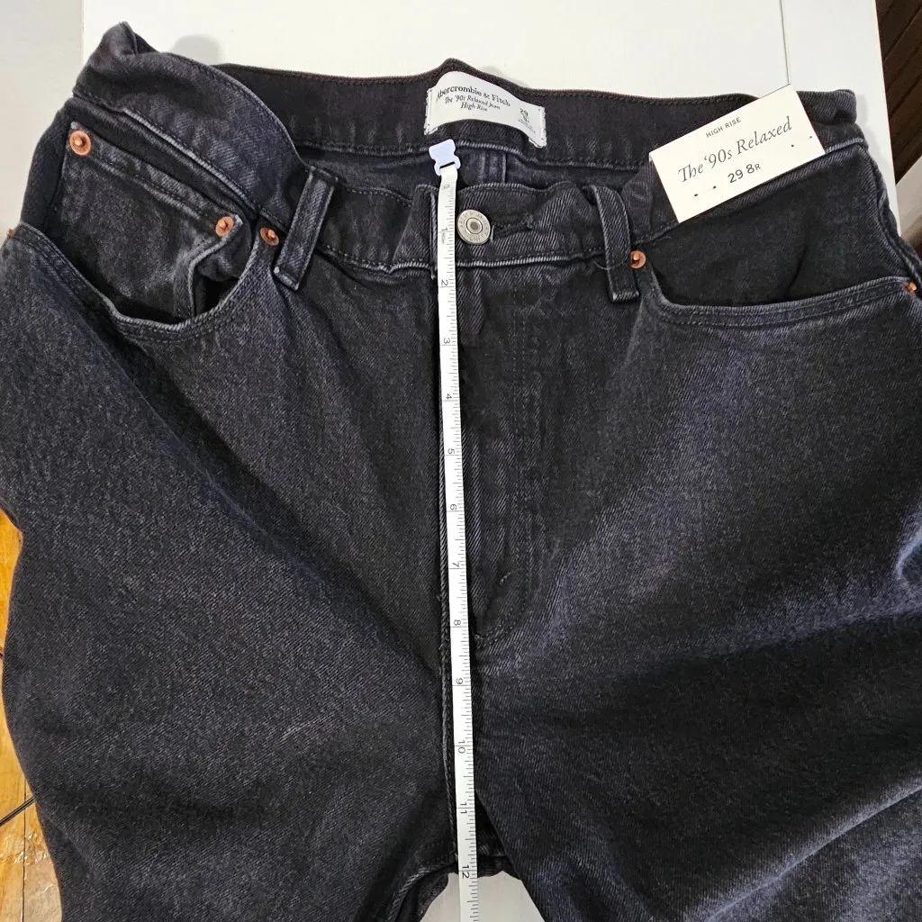 Abercrombie & Fitch HR The " 90s Relaxed Jean - Washed Black - W's Size 29 / 8 R - Image 7