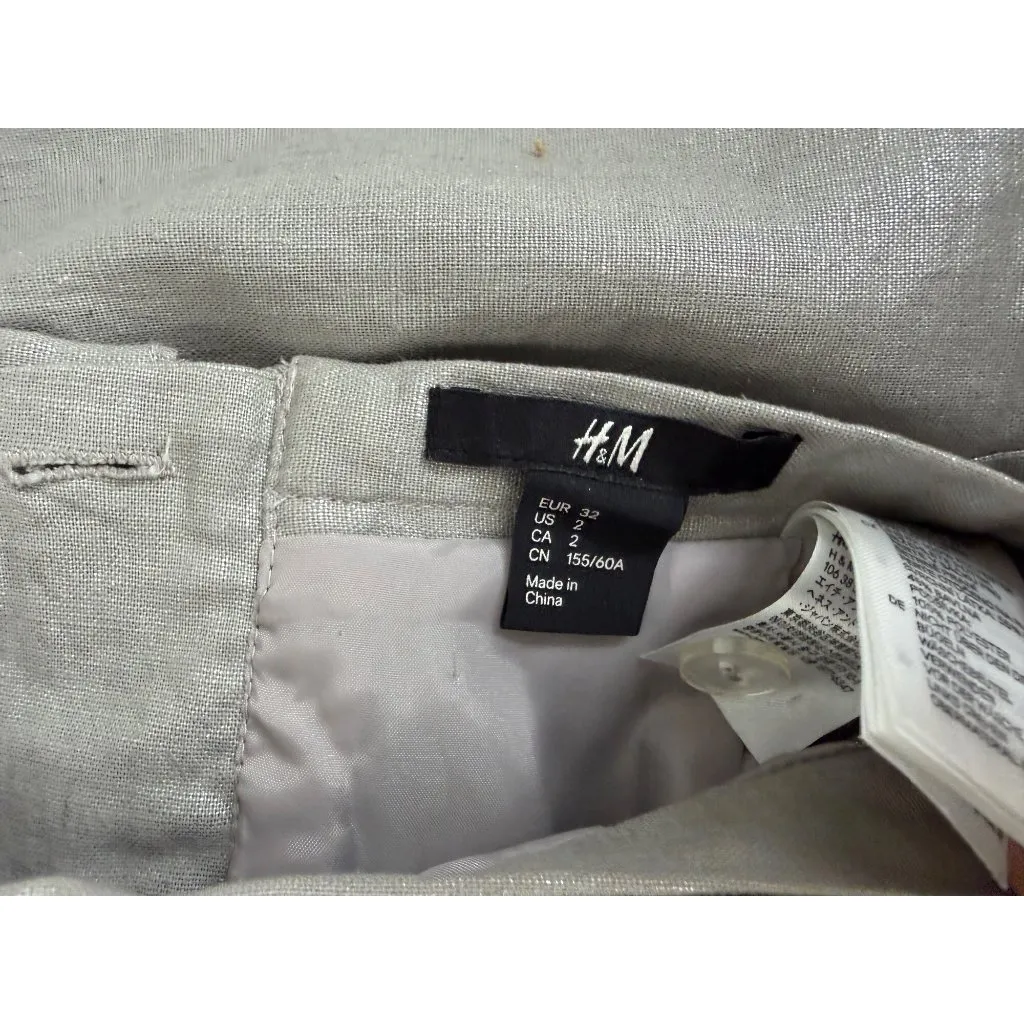 H&M Silver Ruched Holiday Mini Skirt Size 2 - Image 5