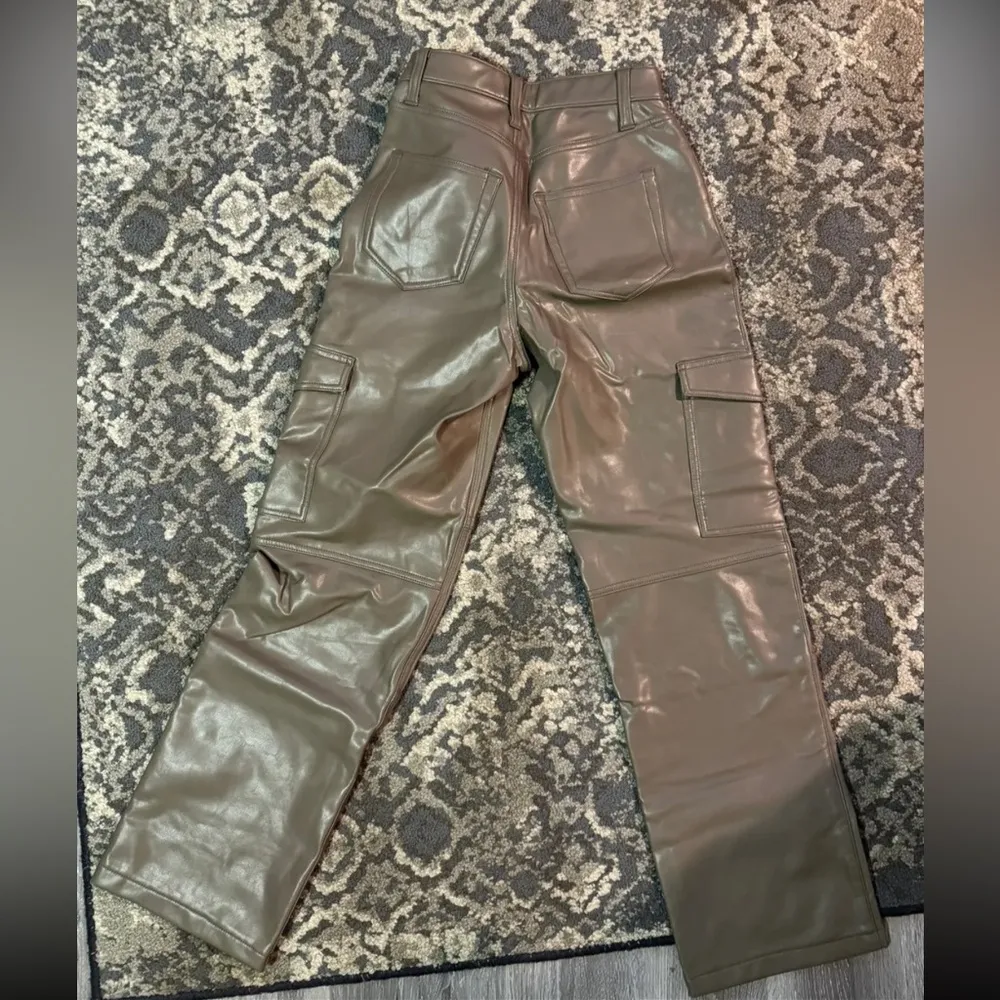 Abercrombie and Fitch Curve Love Vegan Leather Cargo 90s - Image 6