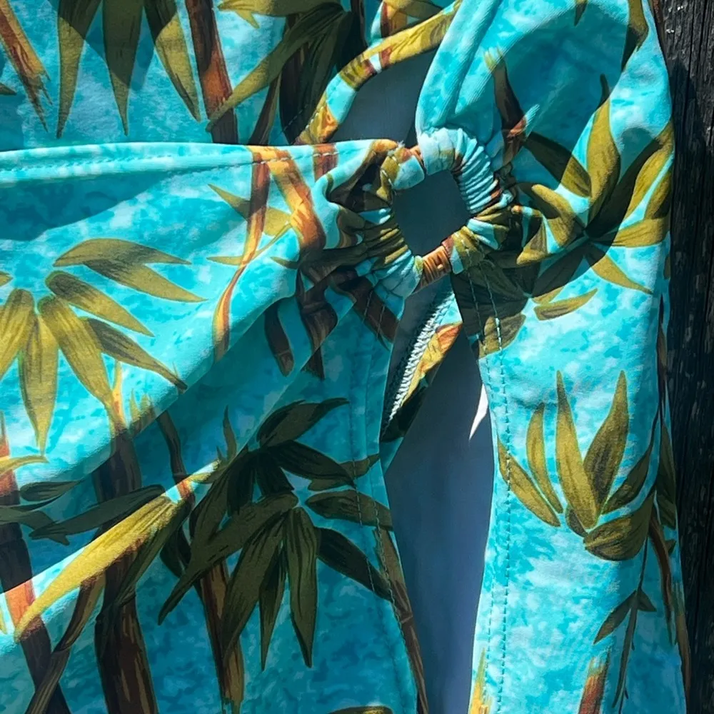 Beach Bay 2 piece set palm trees printed swimsuit set Size 10 - Image 5