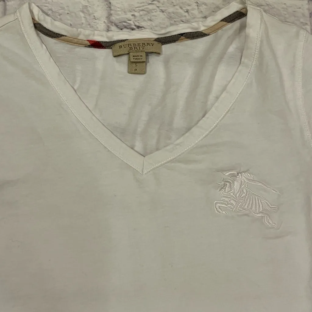 Burberry Brit White V-Neck Shirt slim tee with signature Plaid Cuffs S - Image 5