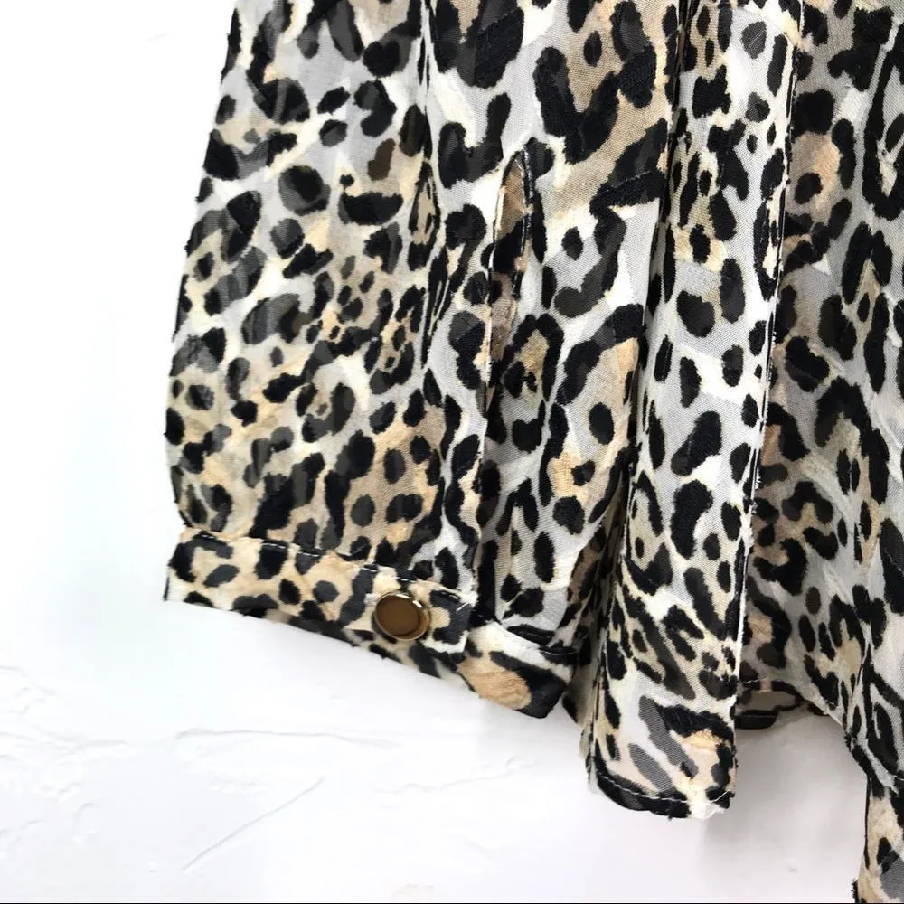 Chico’s Leopard Print Ruffle Button Up Long Sleeve Top Small - Image 7