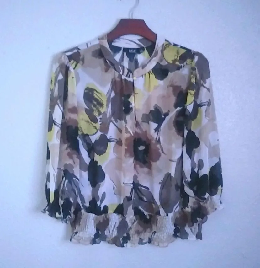 a.n.a. L Long Sleeved Floral Bubble Hem Top - Image 7