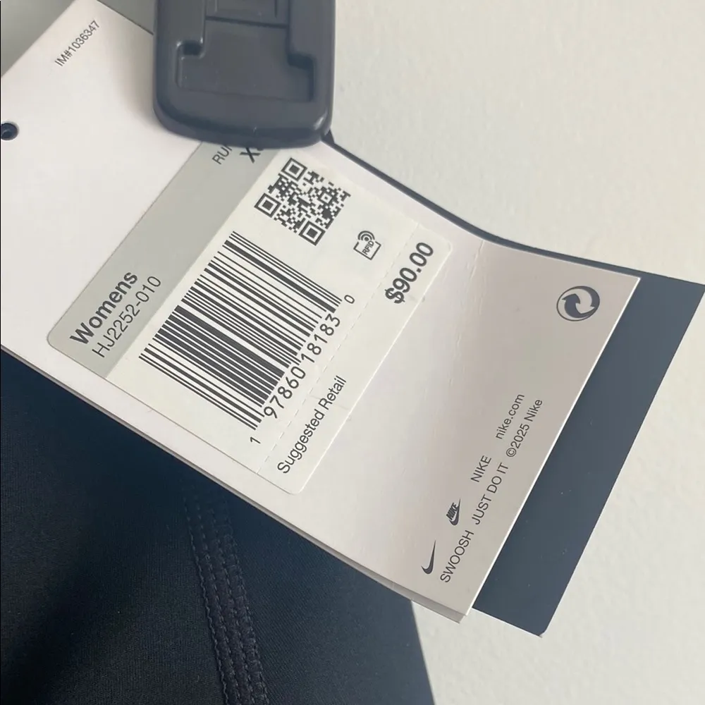 NIKE High-Waisted Running Leggings with Pockets - Image 4