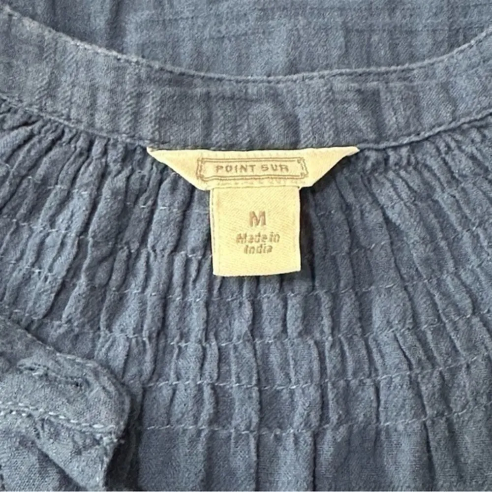 Point Sur J. Crew Women’s M Navy Blue Gauzy Cotton Long Sleeve Button Down Shirt - Image 5