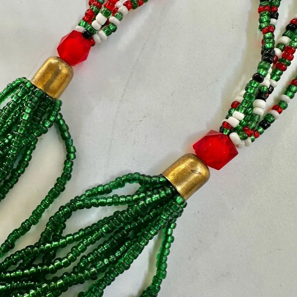 Red and green seed beaded multi strand necklace - Image 5