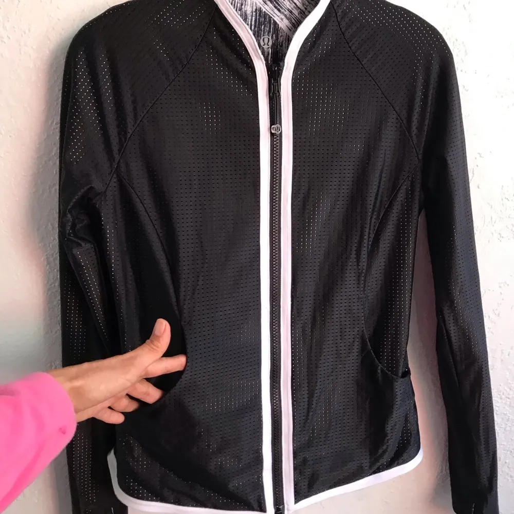 Lululemon reversible Jacket - Image 6