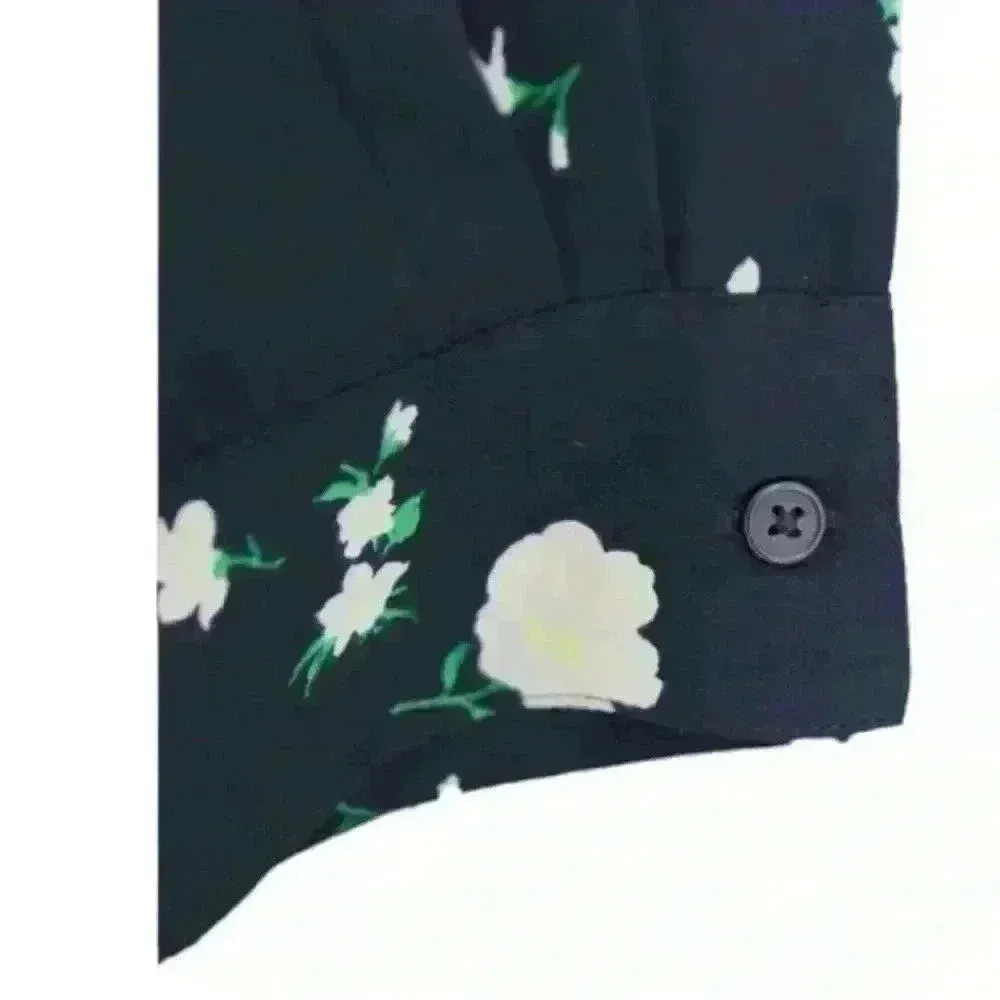 Banana Republic Women’s Drapery Classic Textured Floral Blouse - Image 10