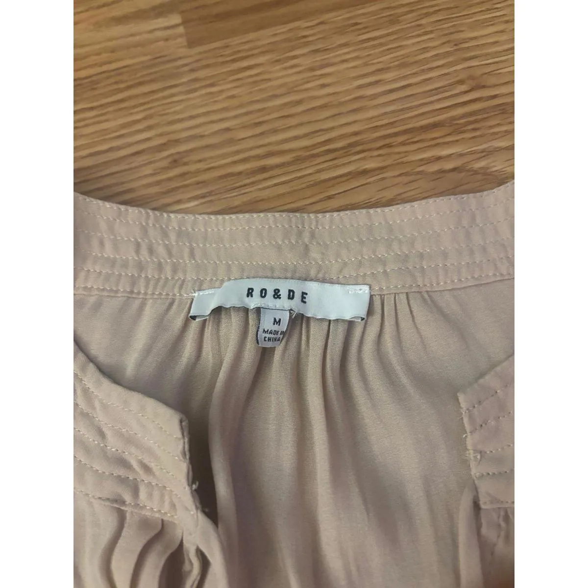 Ro & De Anthropologie Tunic Top Size Medium - Image 2