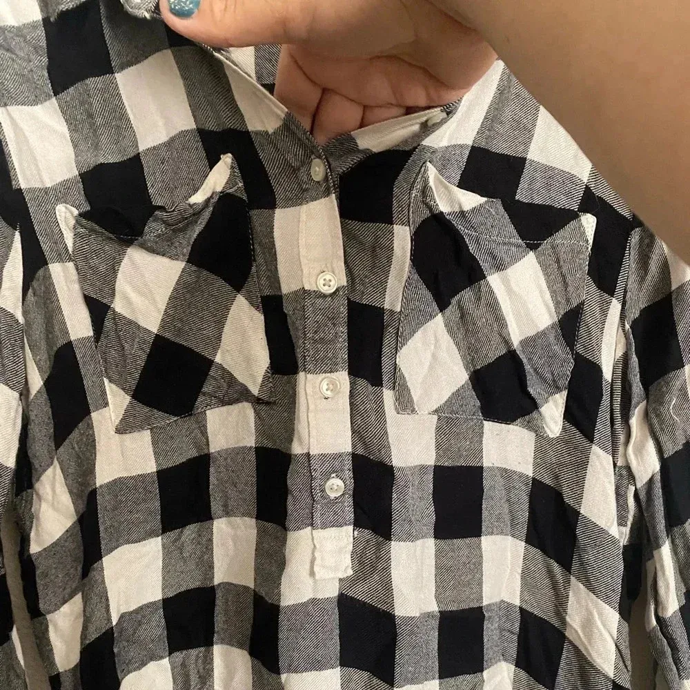 💥Lucky Brand Women Buffalo Plaid Buttons Down Top Black & White M - Image 5