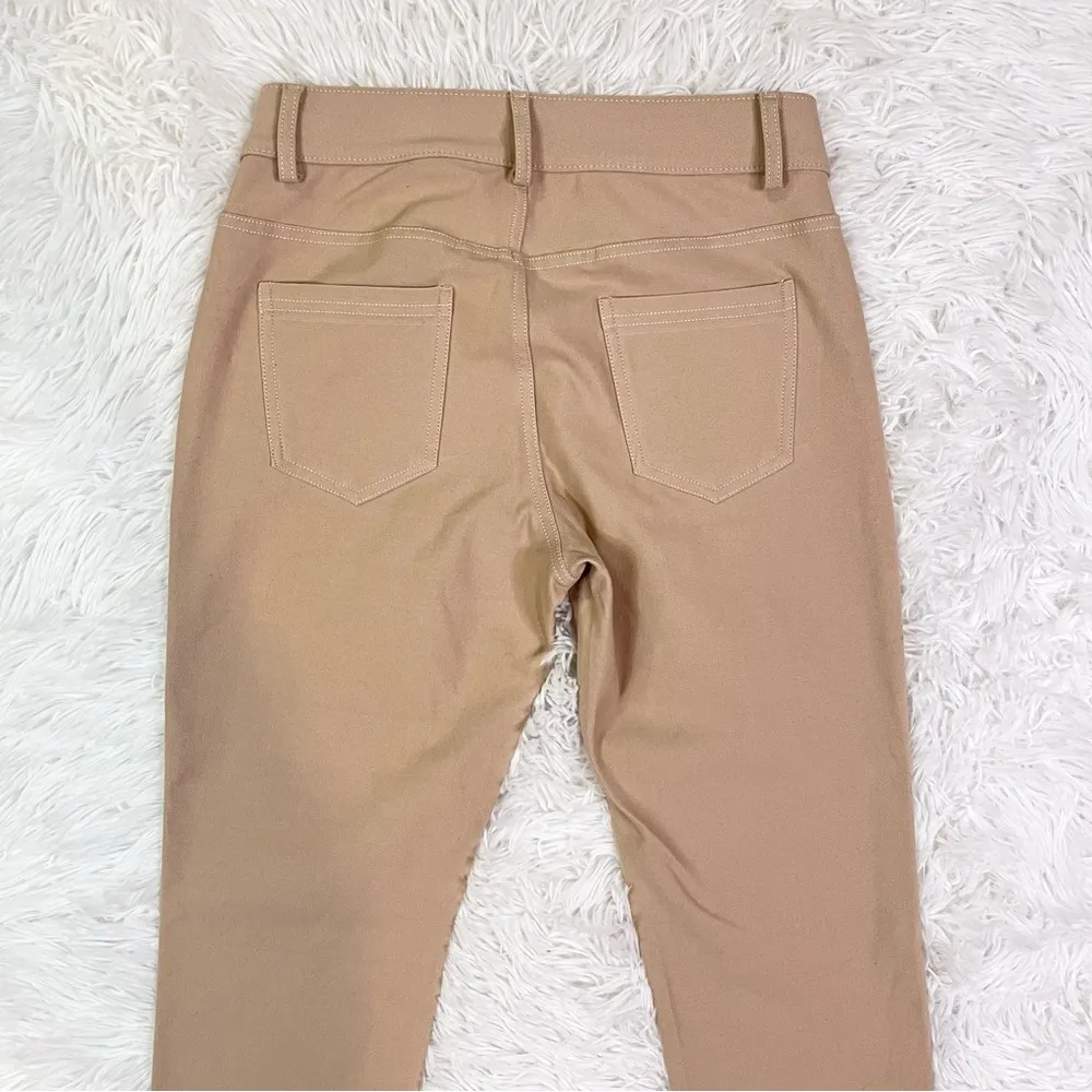 YELETE Women’s Pull-On Capri Pants Sand Light Tan Medium NWOT - Image 5
