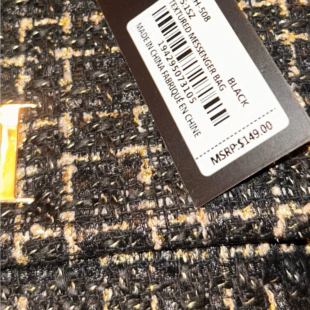 Badgley Mischka Gold & Black Crossbody Bag with Beaded Strap. Used once - Image 4