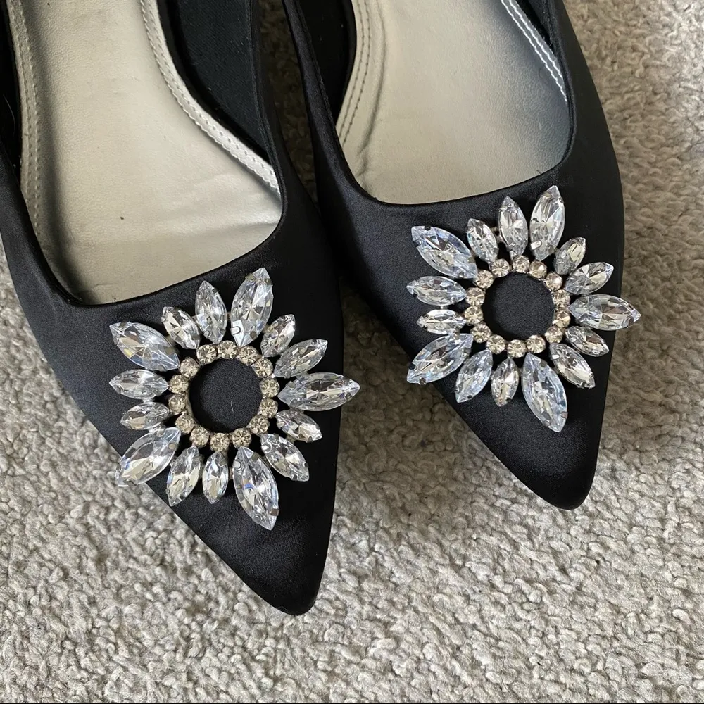 Design Embellished Ballet Flats - Image 4