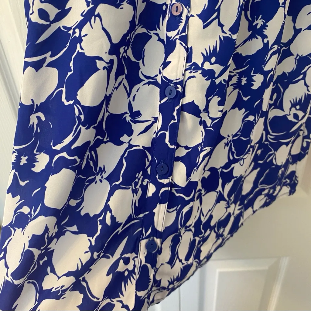 Kimchi Blue Medium Mini Dress Blue Floral Short Sleeve Casual Feminine Button Up - Image 5