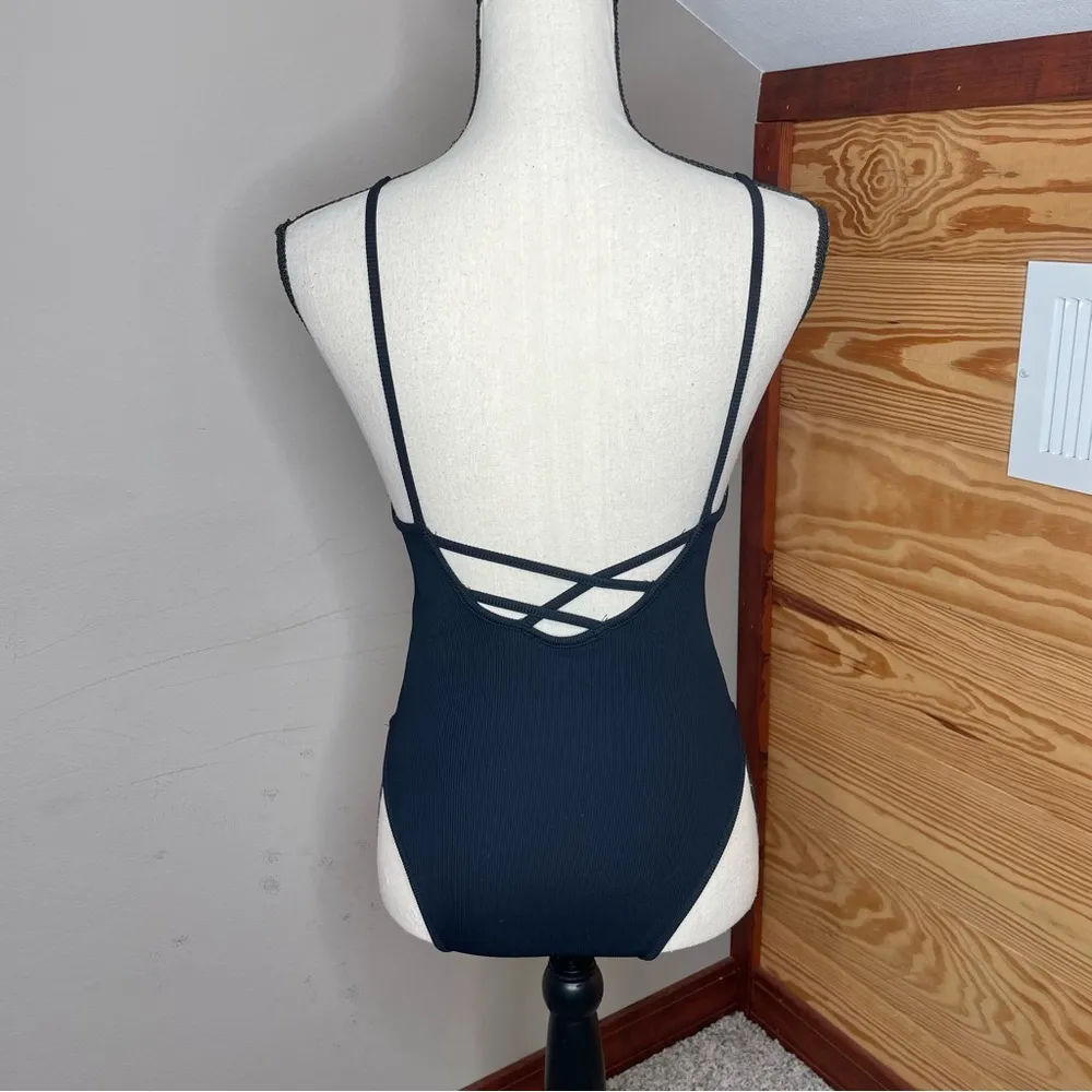 Trafaluc Black Ribbed Low Cut Open Back Spaghetti Strap Bodysuit Medium - Image 3