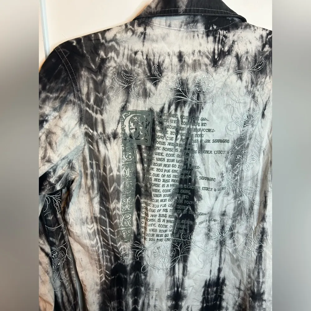 Wrangler Twenty X Black & White Embroidered Tie Dye Snap Front Western Shirt - Image 5
