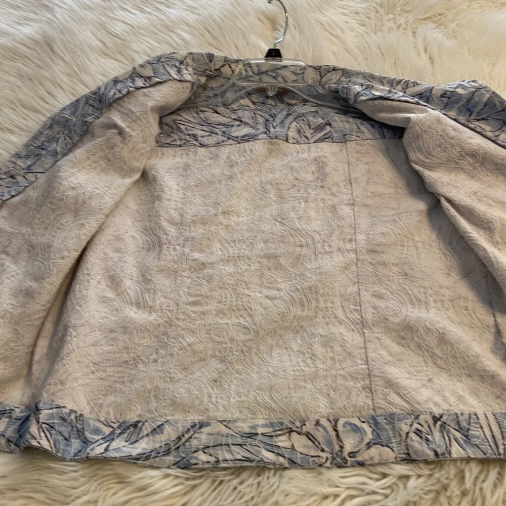 TanJay Women’s Petite Jacket no size on jacket or materials made from excellent - Image 7