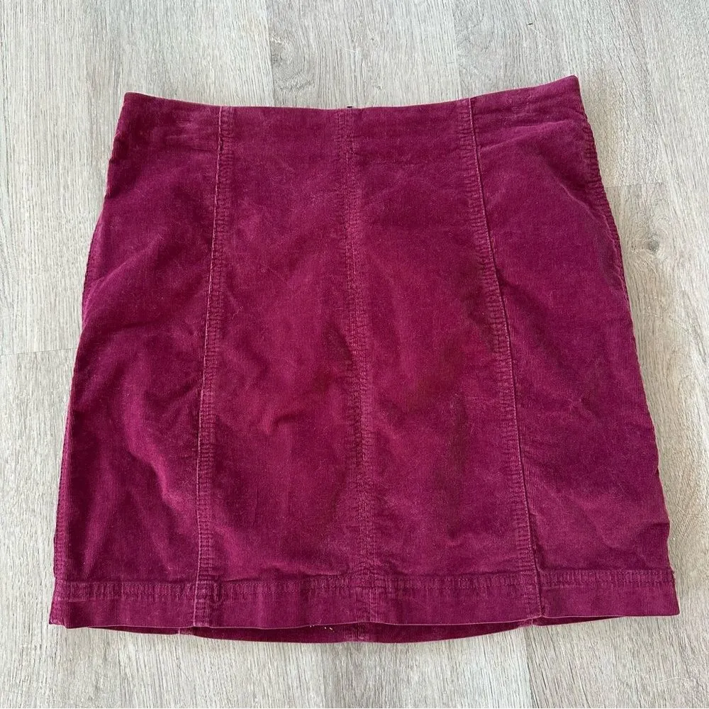 Free People Corduroy Mini Skirt Women’s 8 Maroon Burgundy Classic Cozy Fall - Image 2
