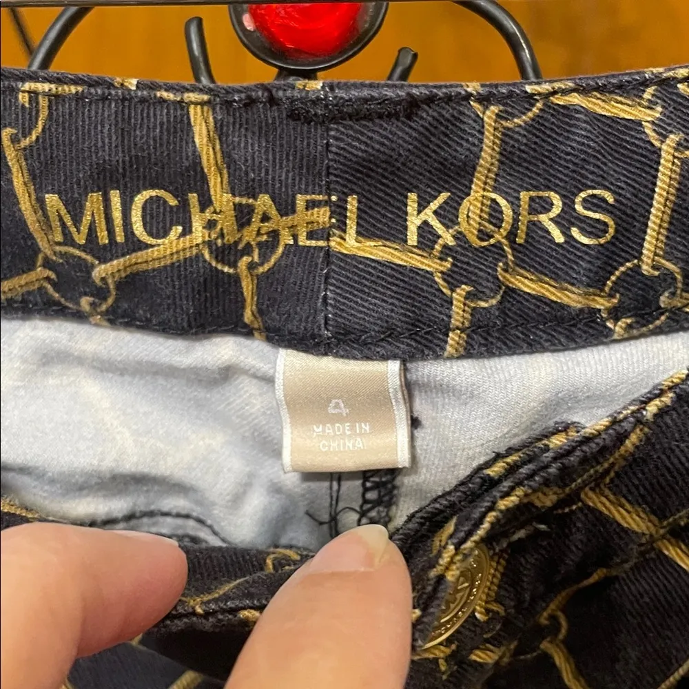 🛍️🛍️🛍️BOGOHO 🛍️🛍️🛍️Michael Kors Black Pants with Gold Pattern-4 - Image 4