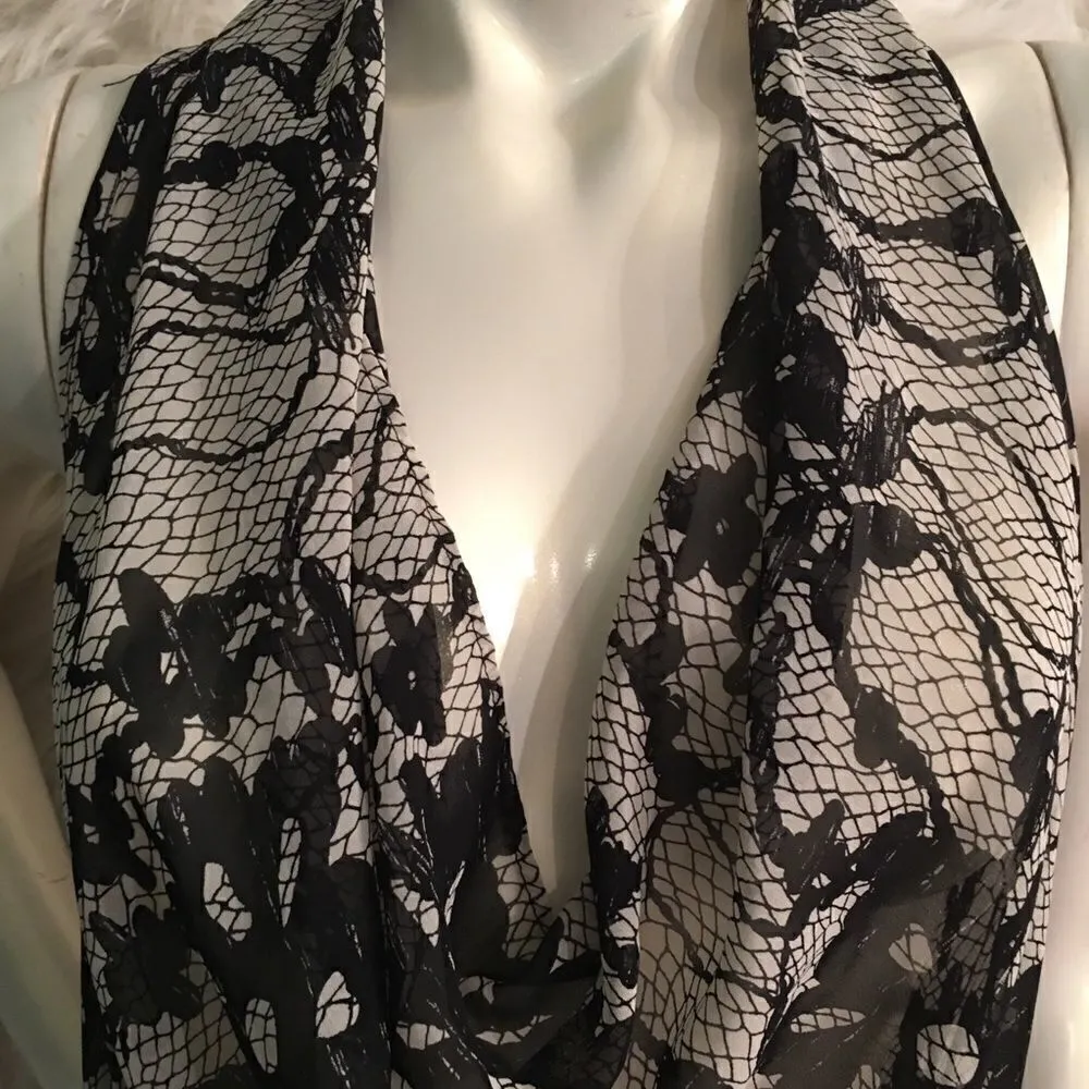 Love Couture Sheer scoop neck chiffon tank - Image 2