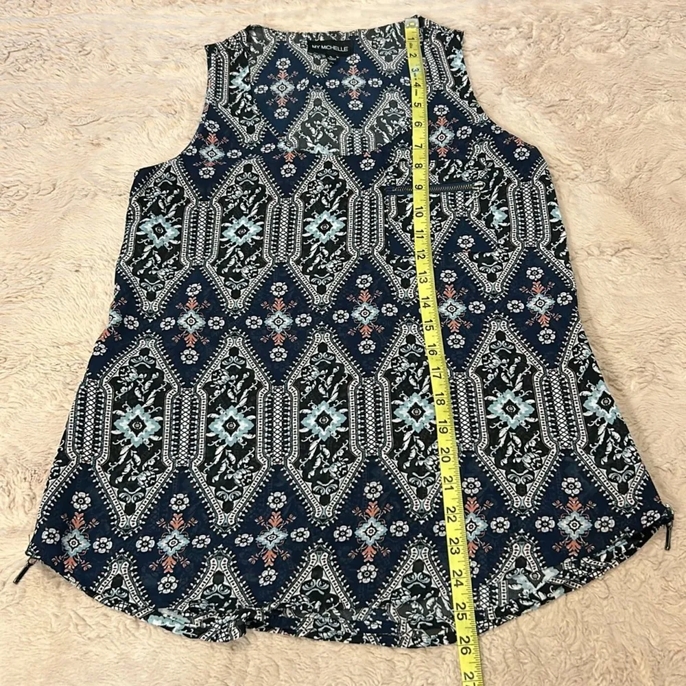 My Michelle sleeveless blouse in size S - Image 6