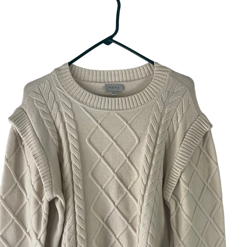 Raya Women's Size Large Cream Chunky Knit‎ Sweater - Image 2