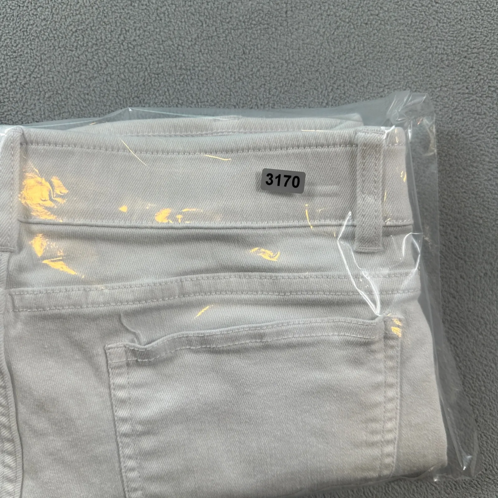 Rafaella Jeans Cropped Womens 12 White Weekend High Rise Straight Leg Denim - Image 7