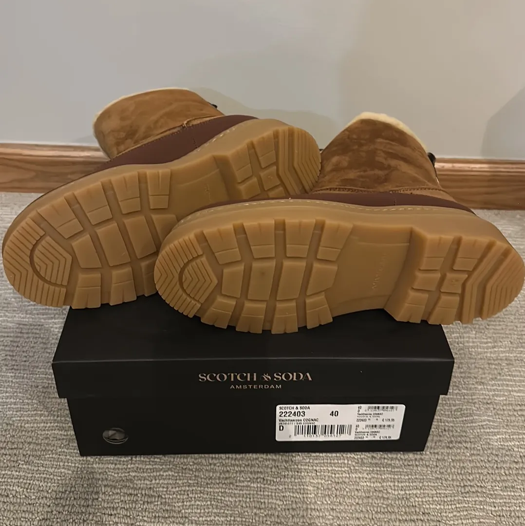 Scotch & Soda NIB  Suede cozy inside fur Boots - Image 3