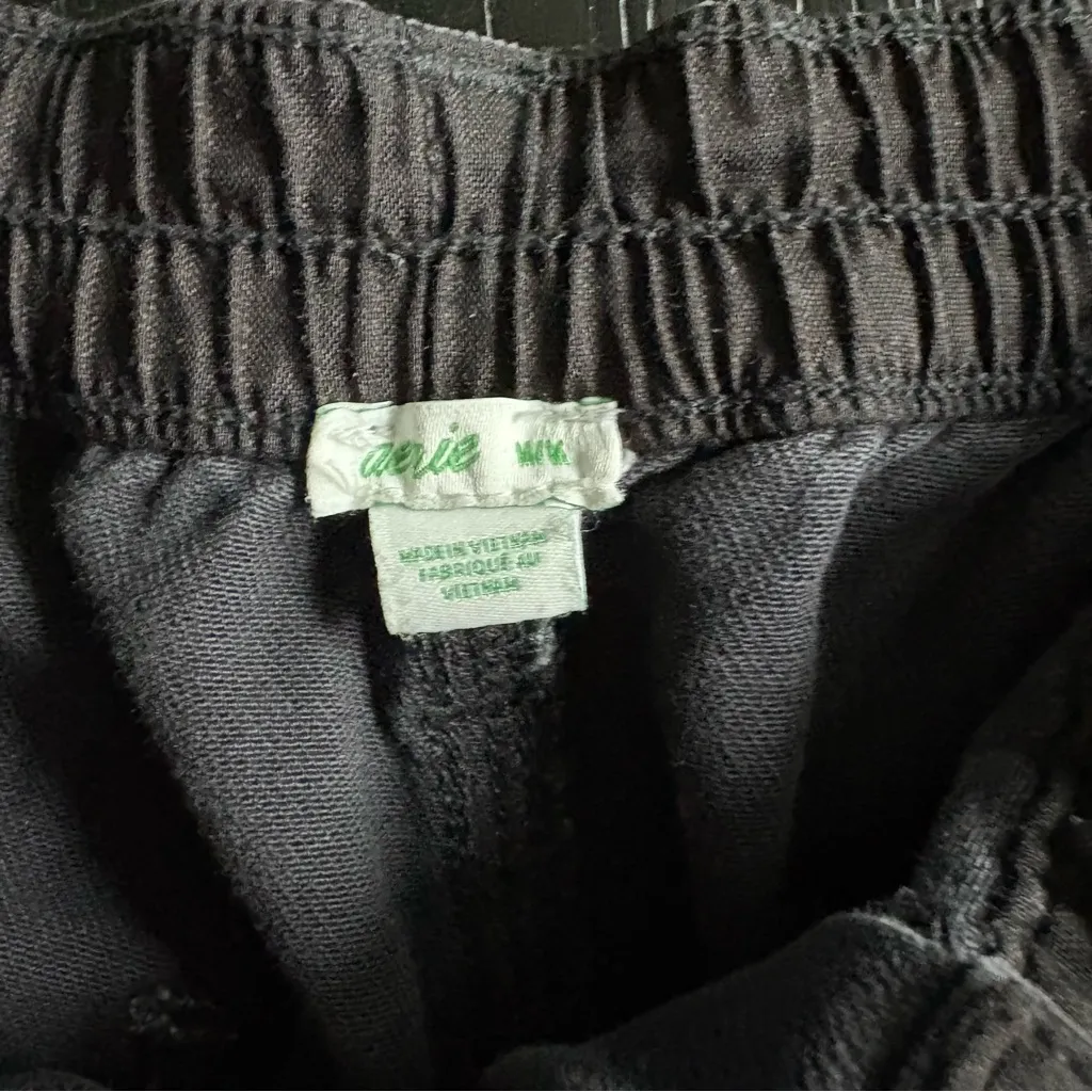 Aerie Black Distressed Women's Shorts Medium - Image 4