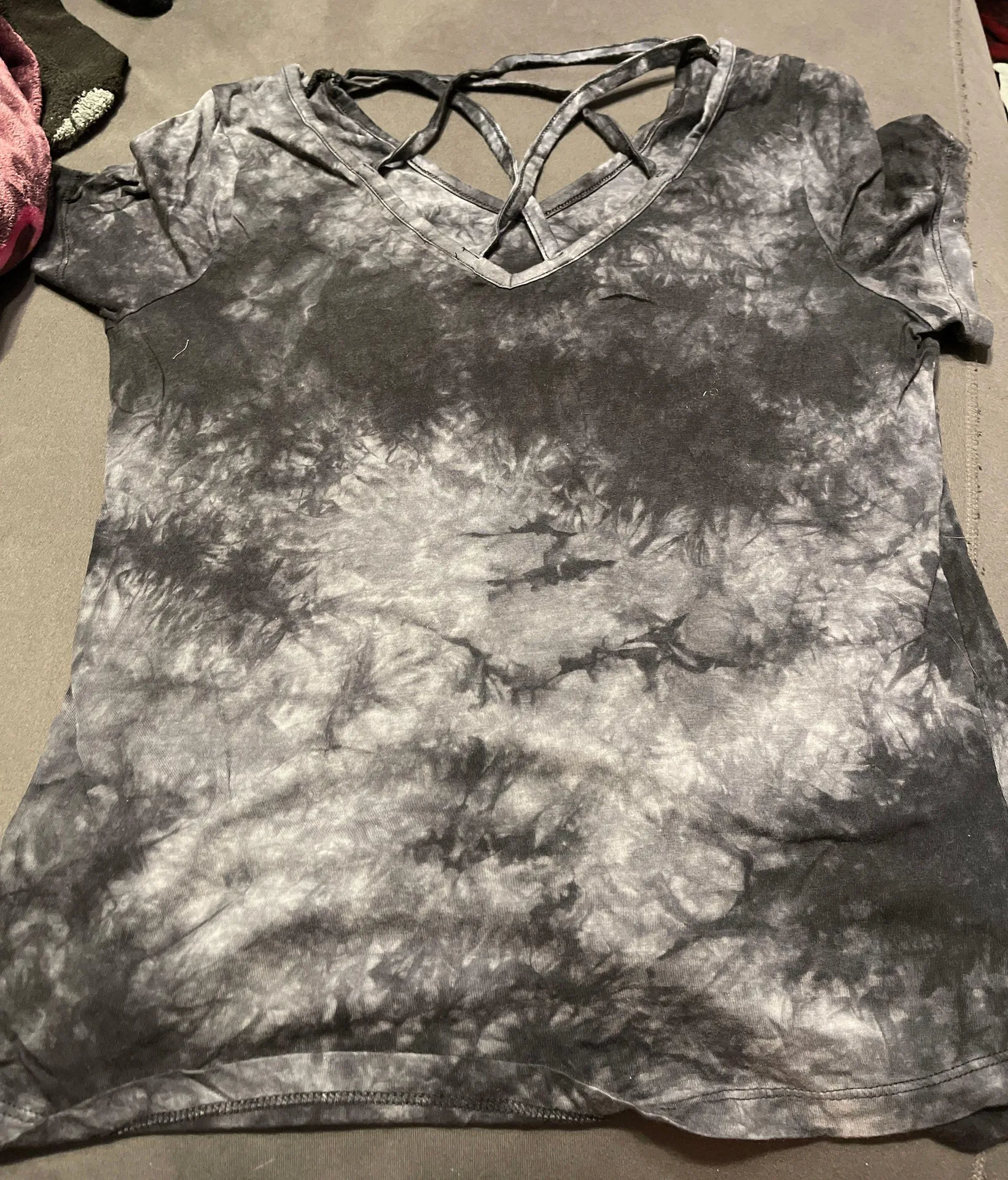 Hot Topic Hocus Pocus Tee - Image 2