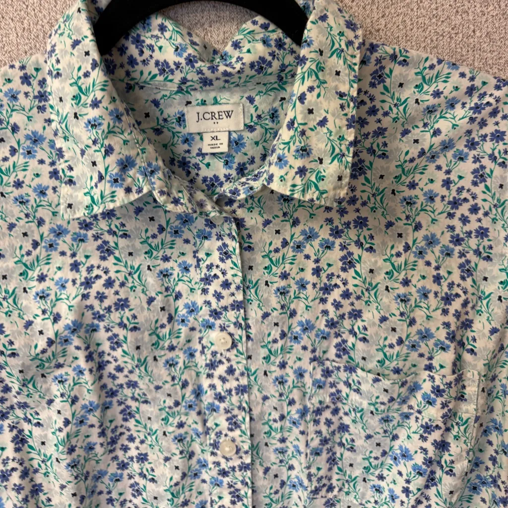 J. Crew Women Size XL floral long‎ sleeve button down shirt lightweight - Image 2