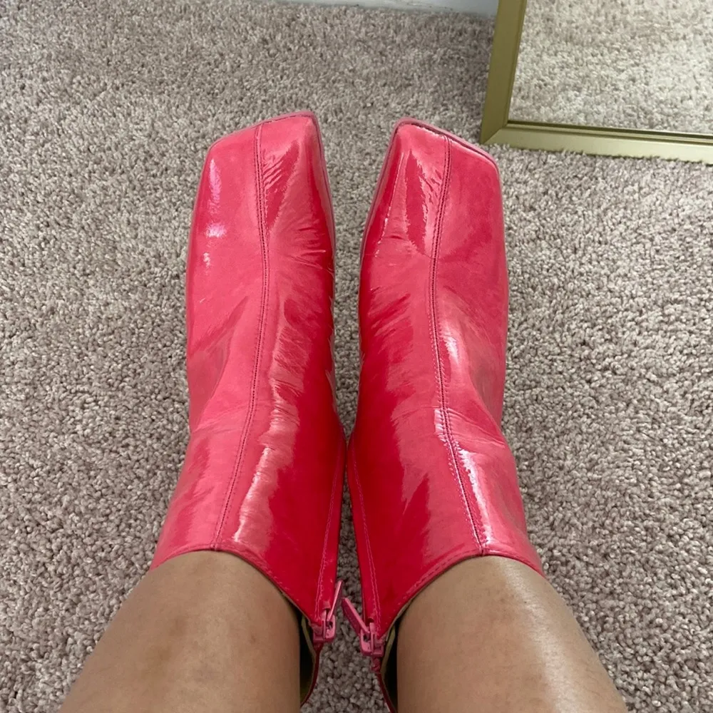 boots. 7.5 - Image 5