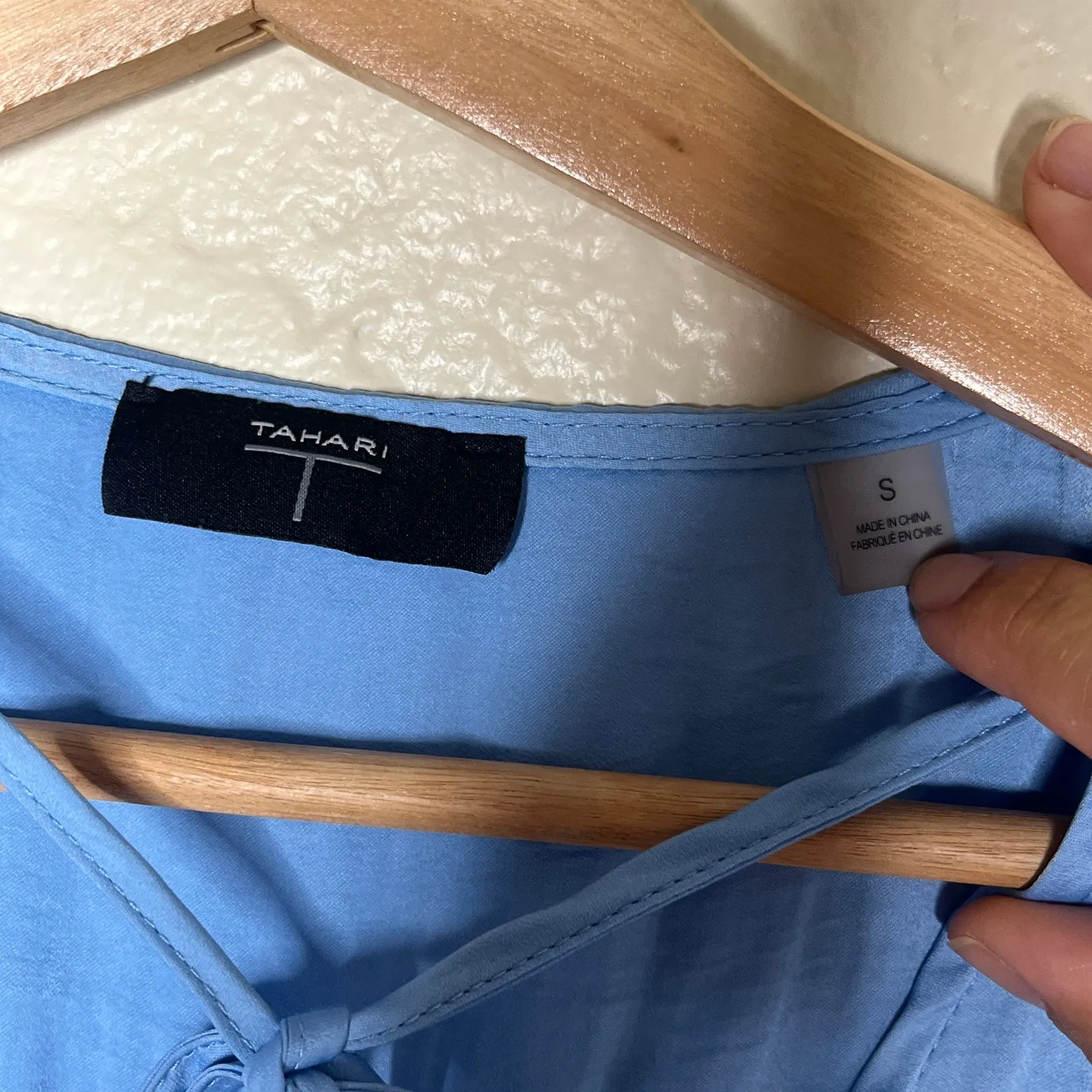 T TahariWomen's Satin Blue Pleated Tie V-Neck Long Sleeve Career Blouse Small - Image 2