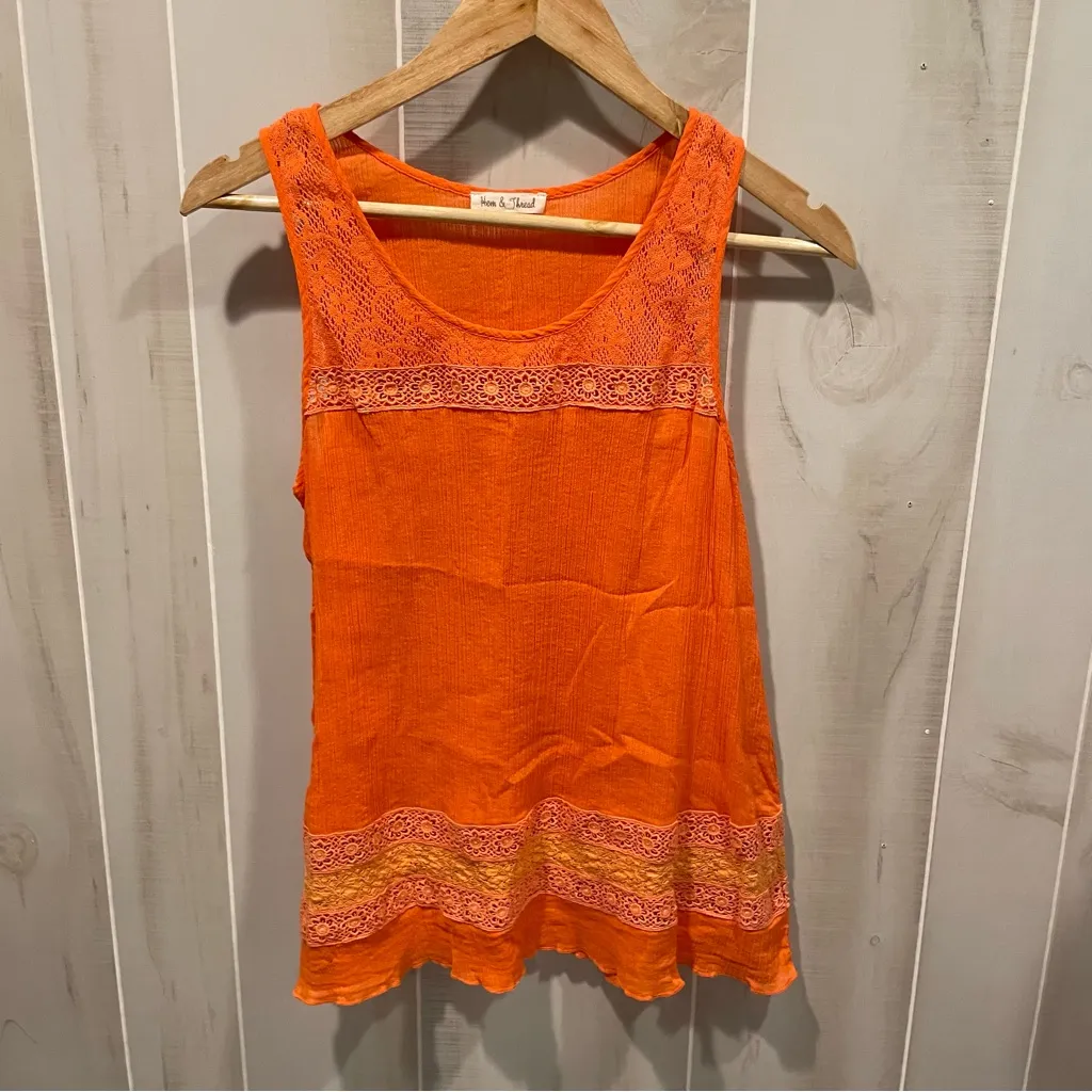 Cute peaches and cream crinkle crochet trim sleeveless breezy top - Image 8