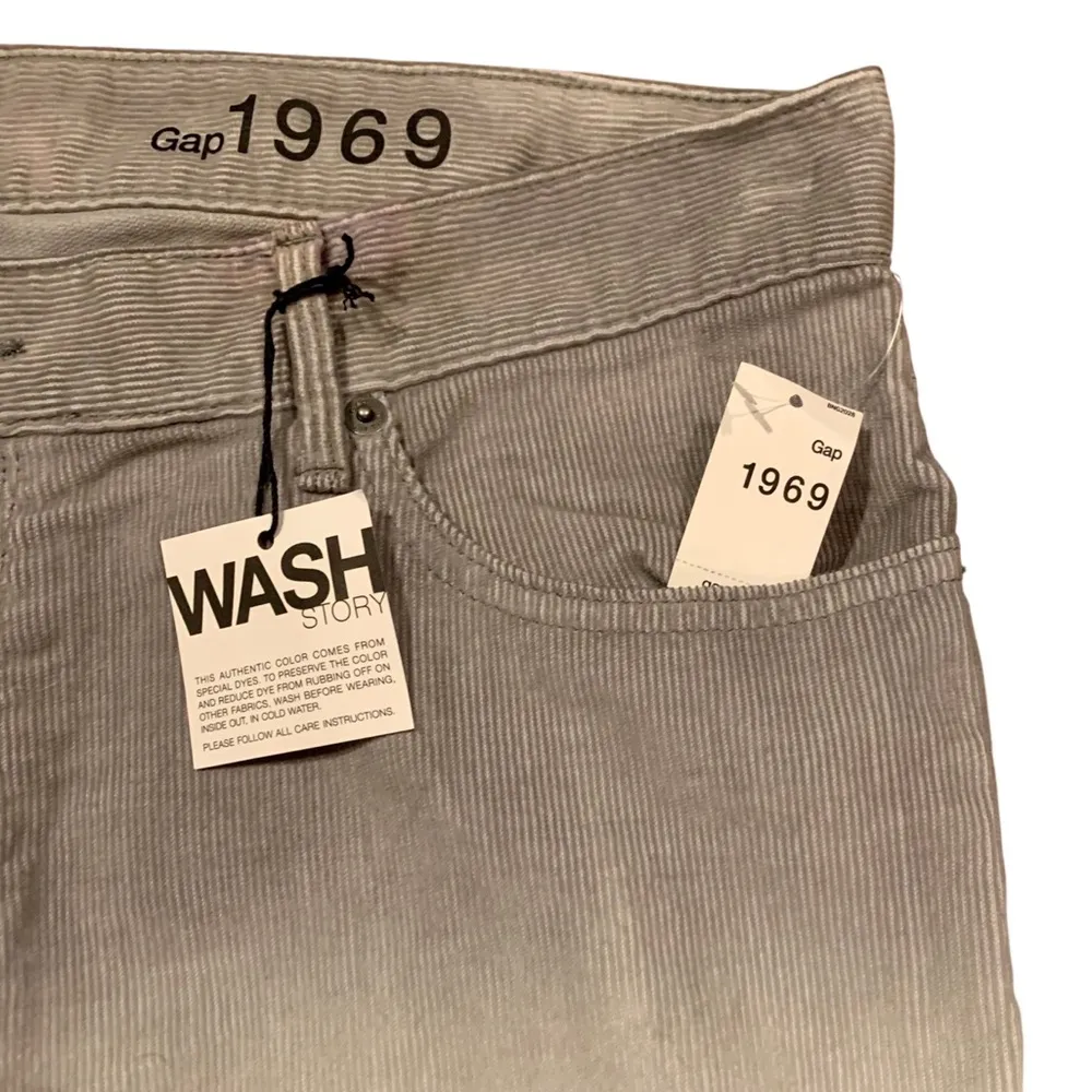 NWT Gap 1969 Gray Dip Dye Sexy Boyfriend Corduroys - Image 3