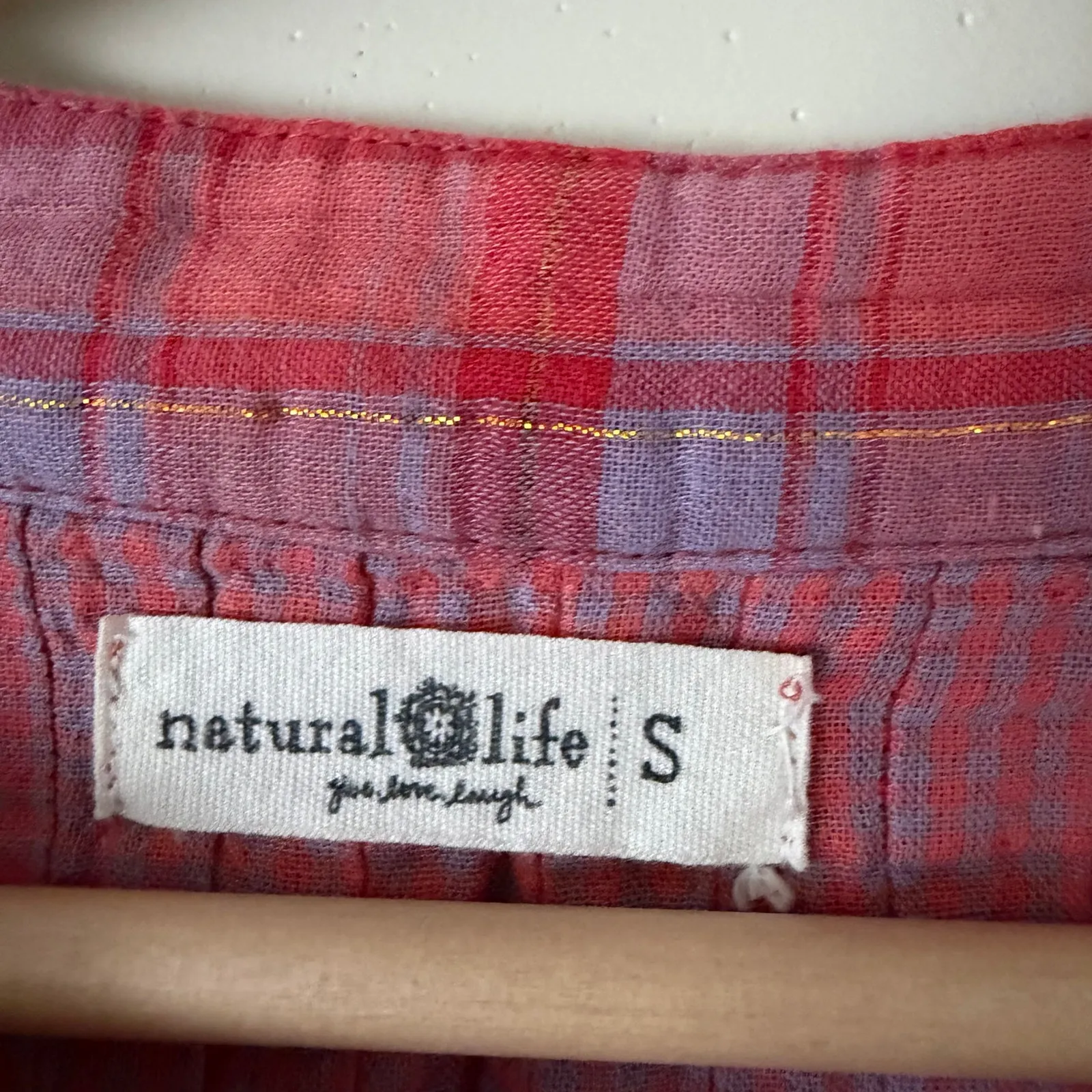 Natural Life Montana Pink Plaid Metallic Gold Thread Button Top Pintuck Small - Image 4