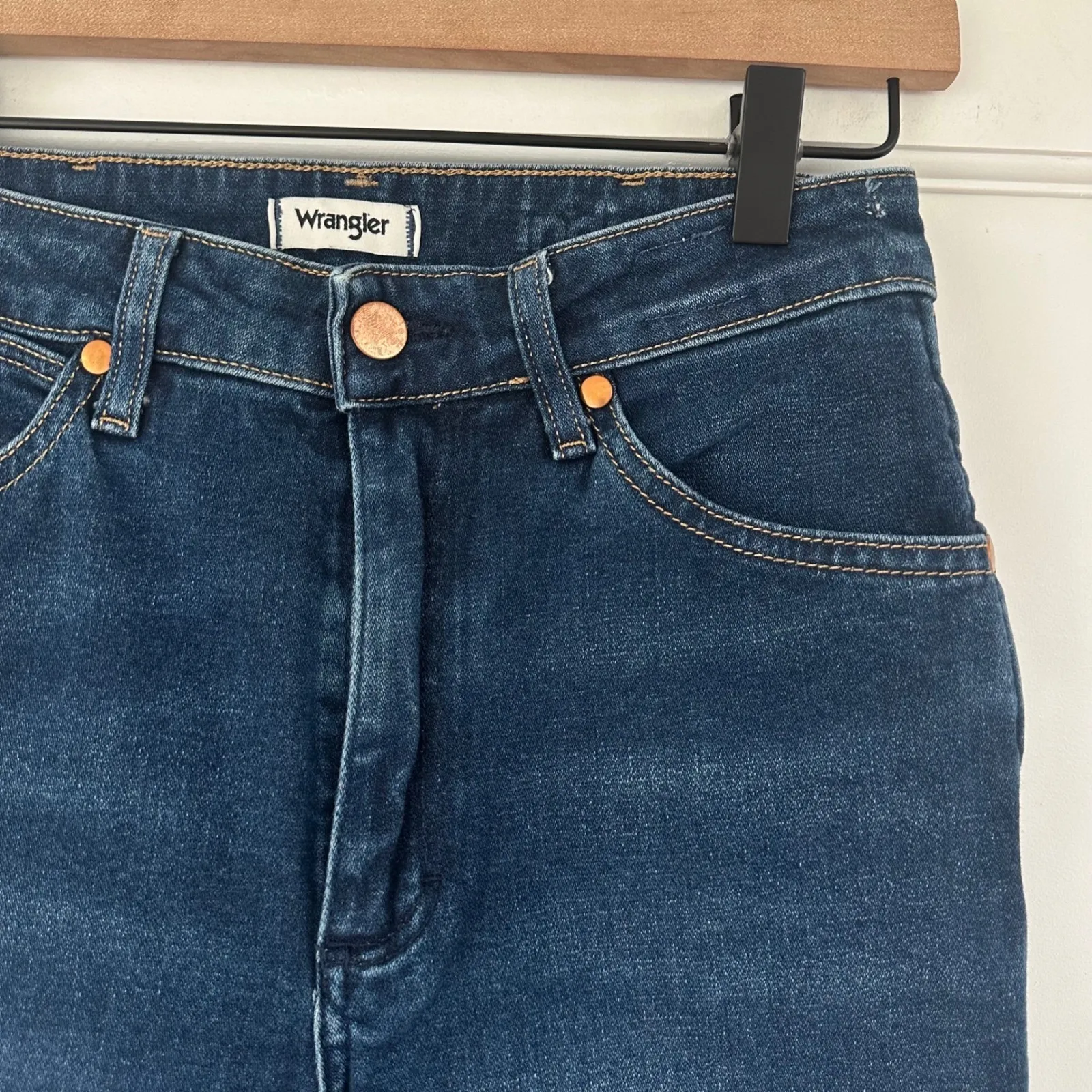 Wrangler Wanderer High Rise Flare Jeans Womens Size 26 Dark Wash Denim - Image 8