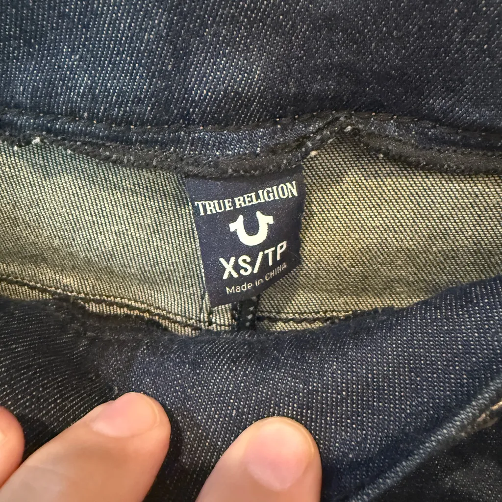 NWT True Religion Women's Indigo Flare Jeans - Image 4