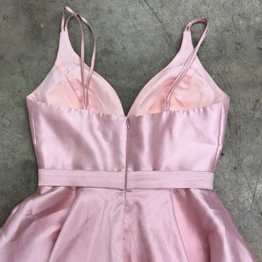 Sherri Hill eyelet lace satin coquette pink plunge neck prom homecoming dress - Image 9