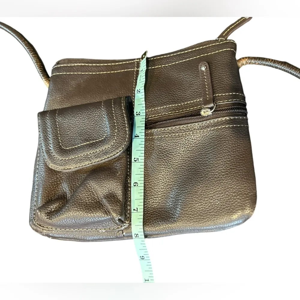 Tignanello Women's Brown Leather‎ Crossbody Bag - Image 6