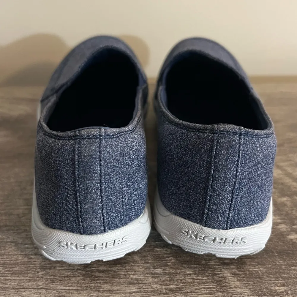 Skechers Slip On Casual Shoes Relaxed Fit Women’s Size 7.5 Navy Memory Foam - Image 6