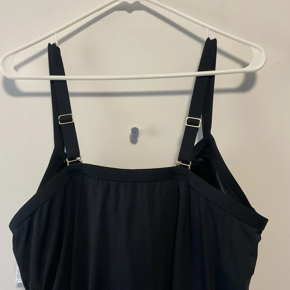 Lands'End  Plus Sweetheart Neck Black Swimsuit in Size 22W Damaged Tag - Image 9