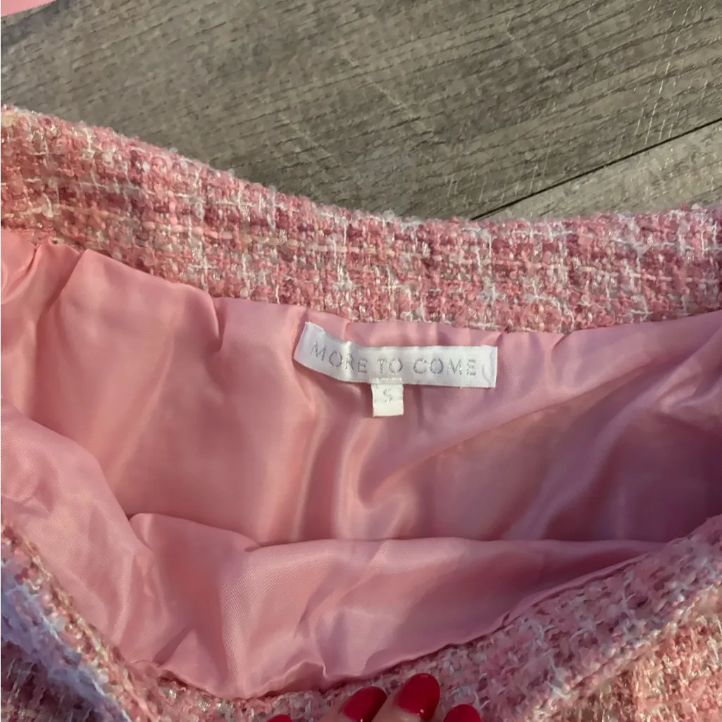 More to come shirt Pink - Image 2