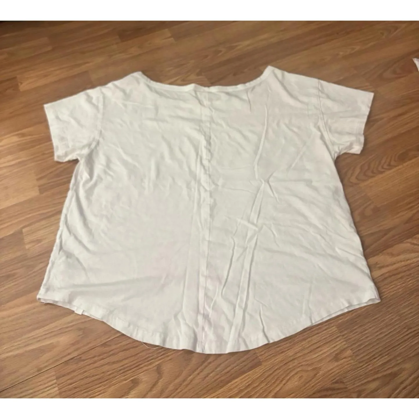 Fabletics White T-Shirt Size Large - Image 6