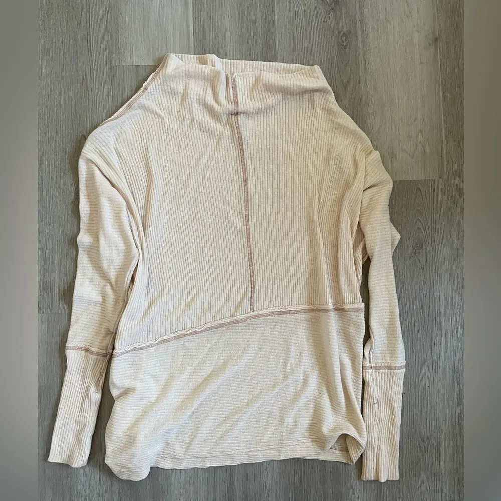 Londontown Light Beige Long Sleeve Thermal Top size XS Cream - Image 12